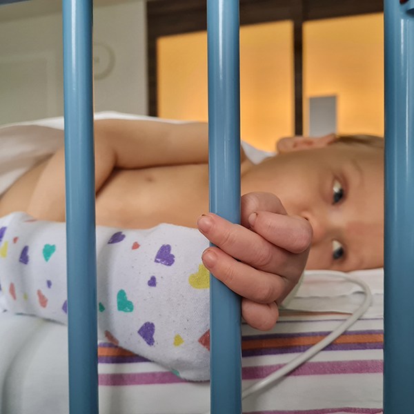 Laura Mirtel – 6. osa: suvi&nbsp;haiglas